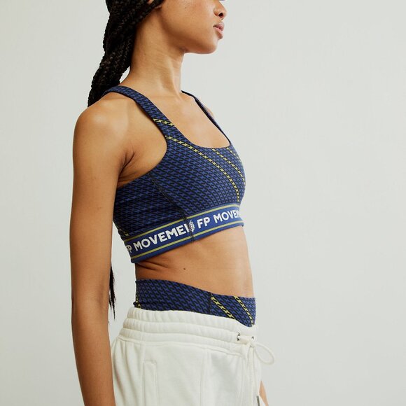 🆕 FP MOVEMENT Never Better Logo Square Neck Sports Bra / Black Combo - Picture 3 of 9